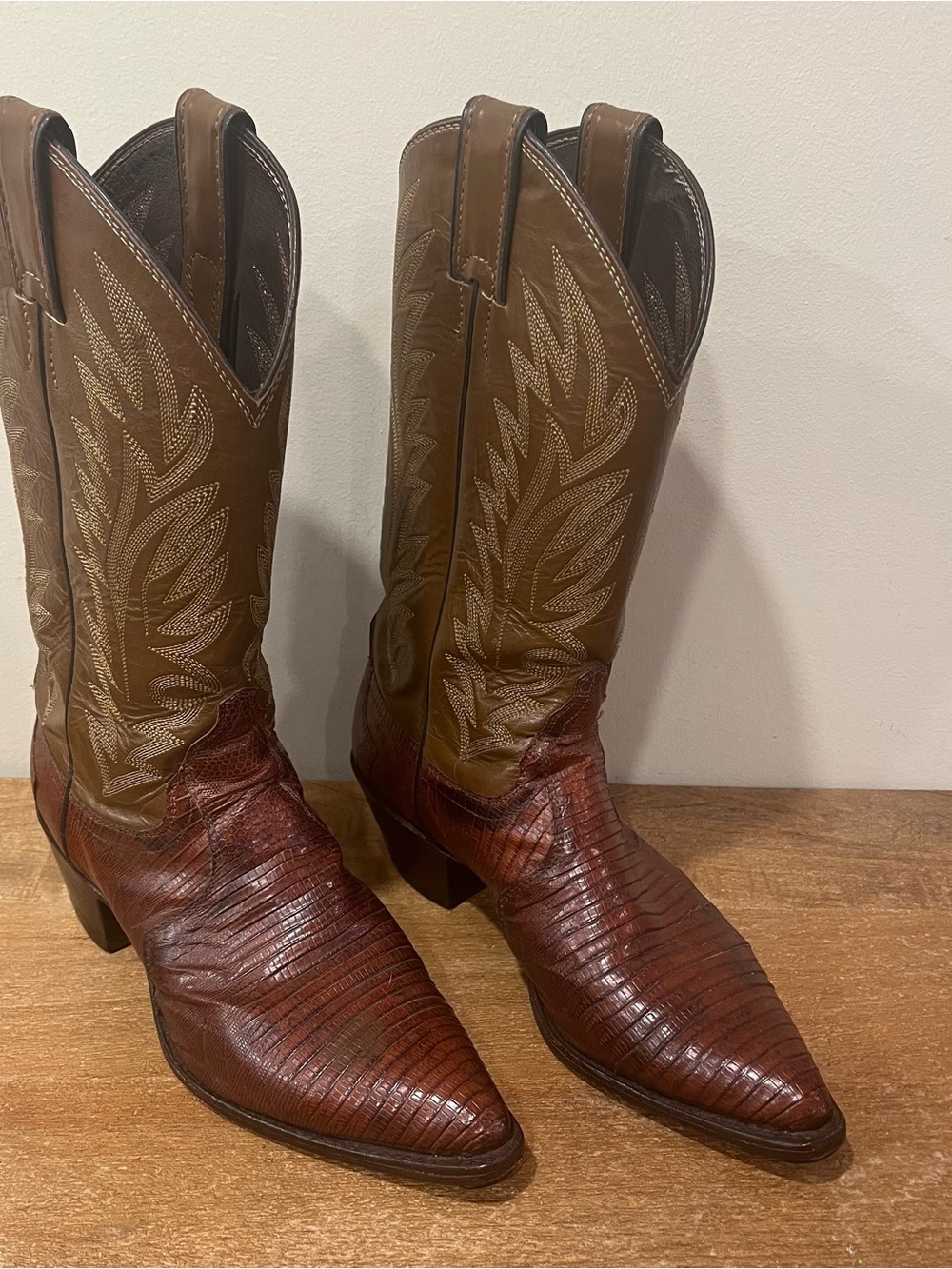 READ VTG Justin Teju Lizard Cowboy Boots Womens 7B Brown Western USA Flaw